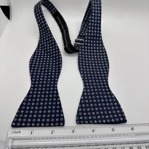Billy Reid Bow Tie Blue and White‎ 100% Silk Adjustable